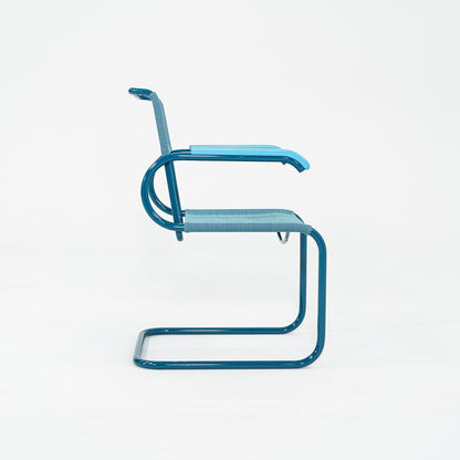 D40 Chair