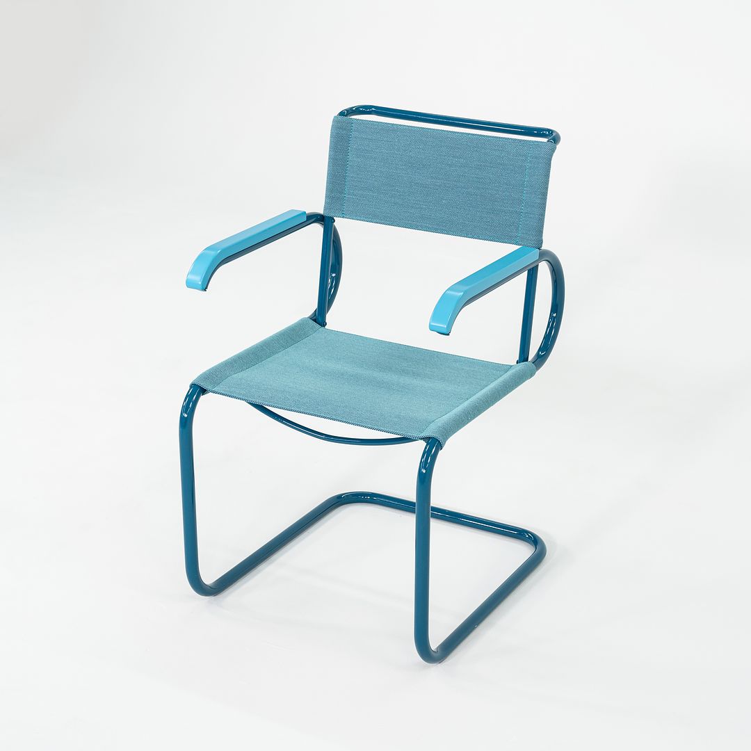 D40 Chair