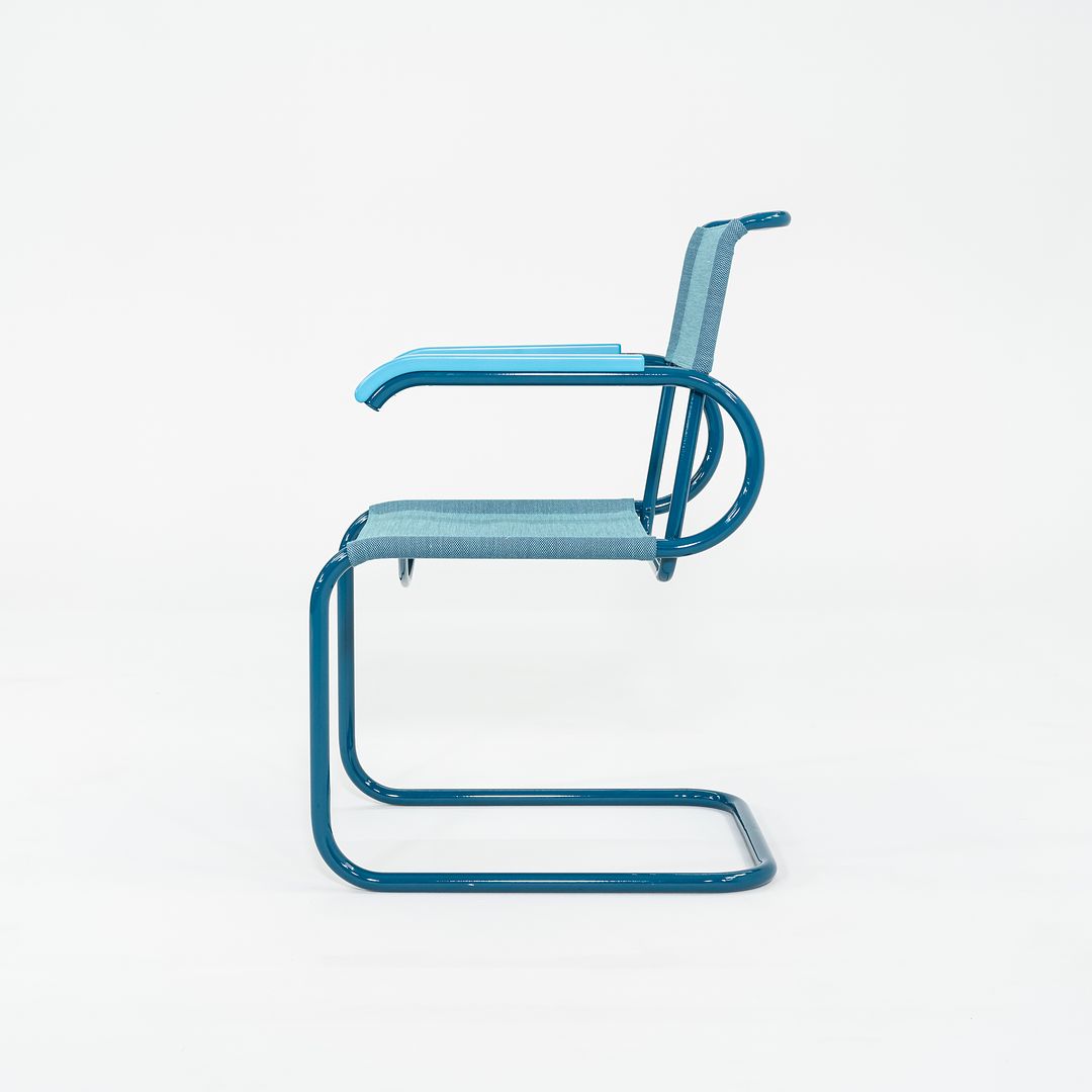 D40 Chair