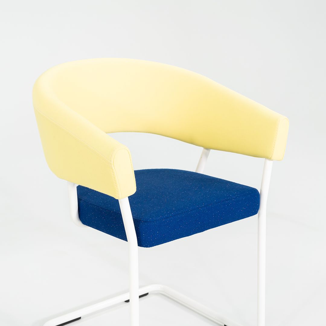 D9 Chair