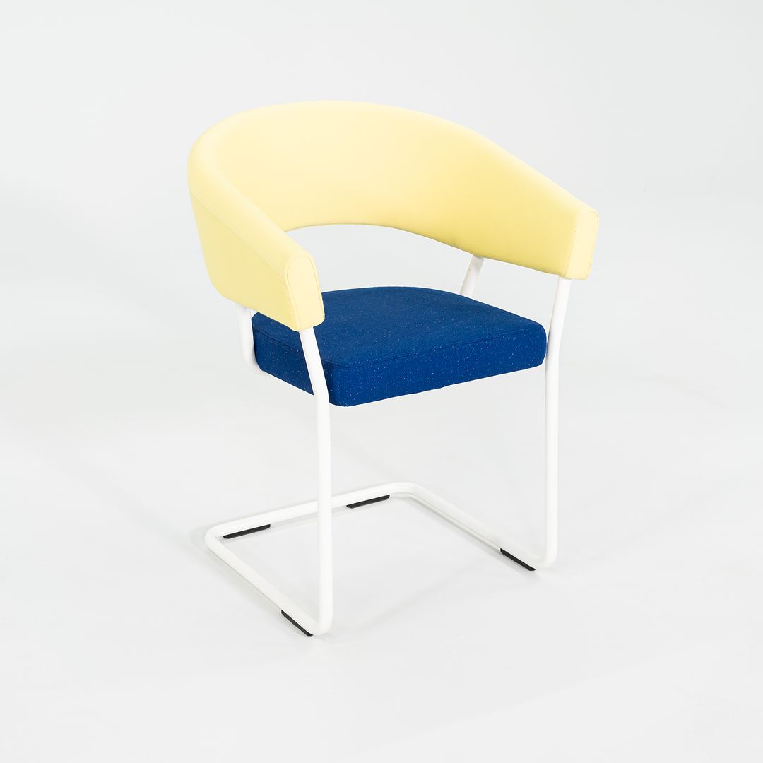 D9 Chair