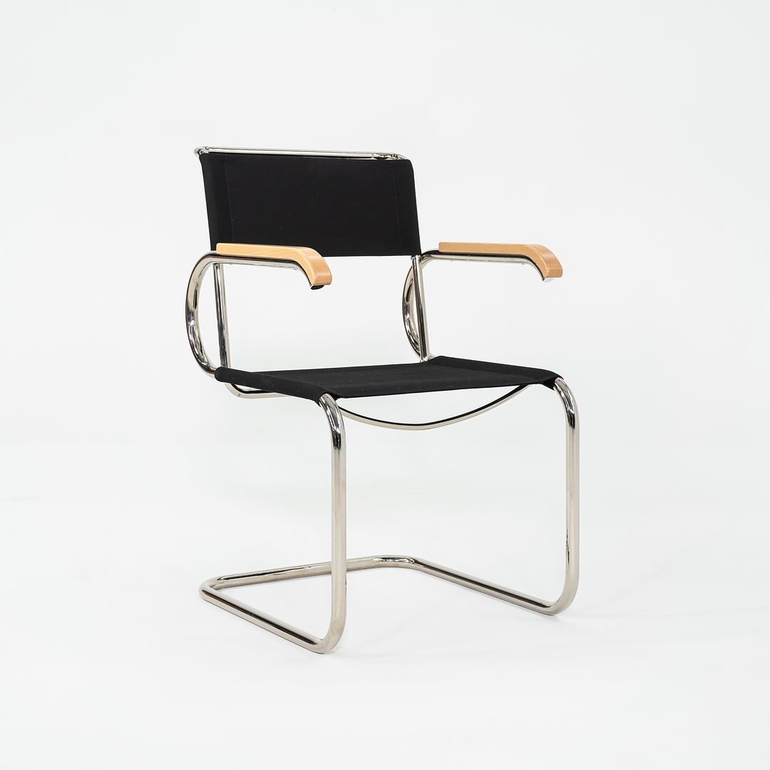 D40 Chair