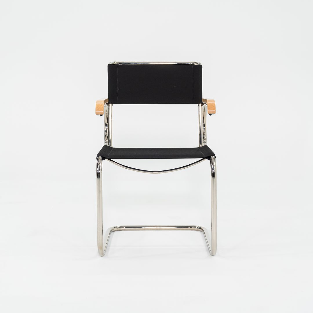 D40 Chair