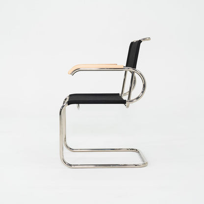 D40 Chair