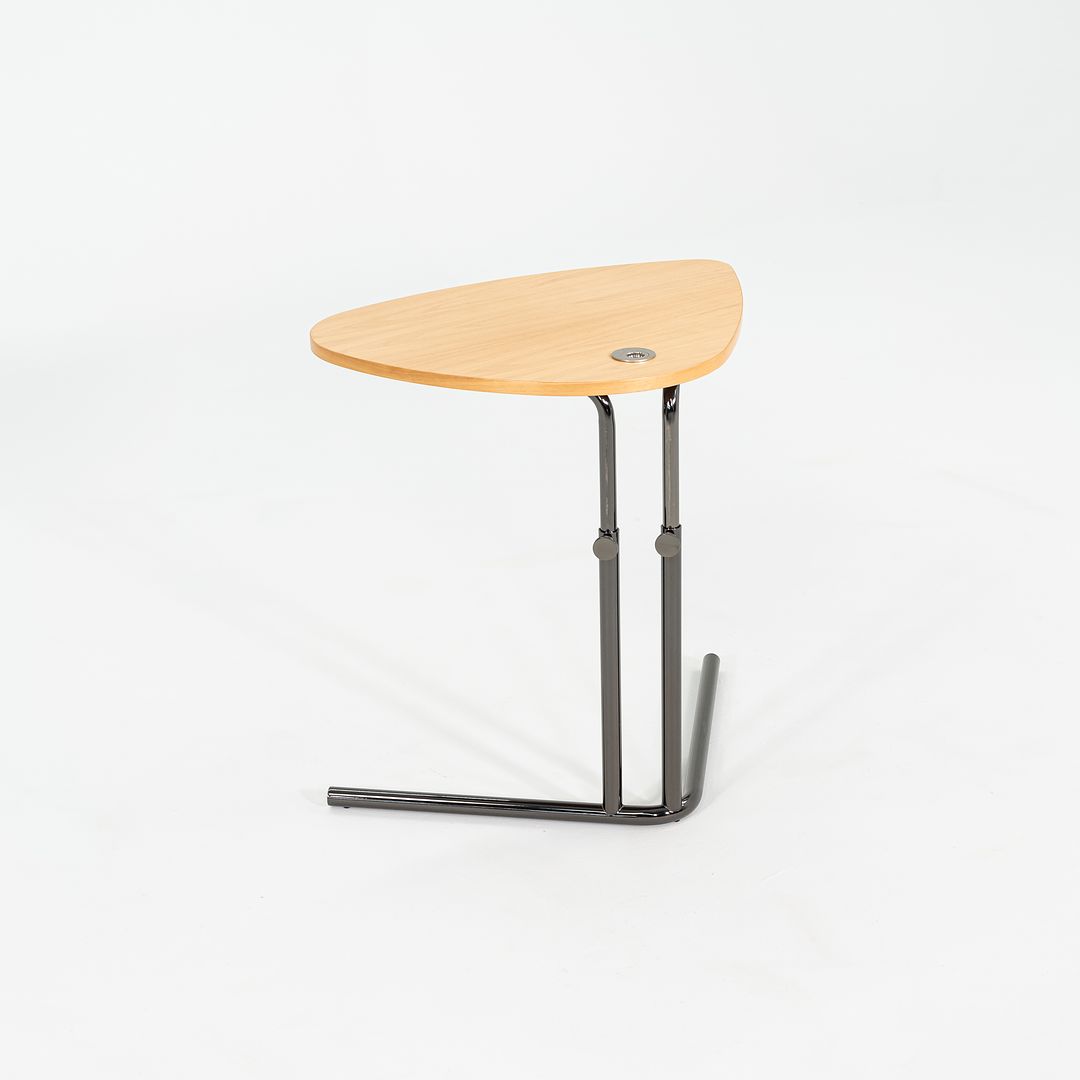 K22 Mobile Table