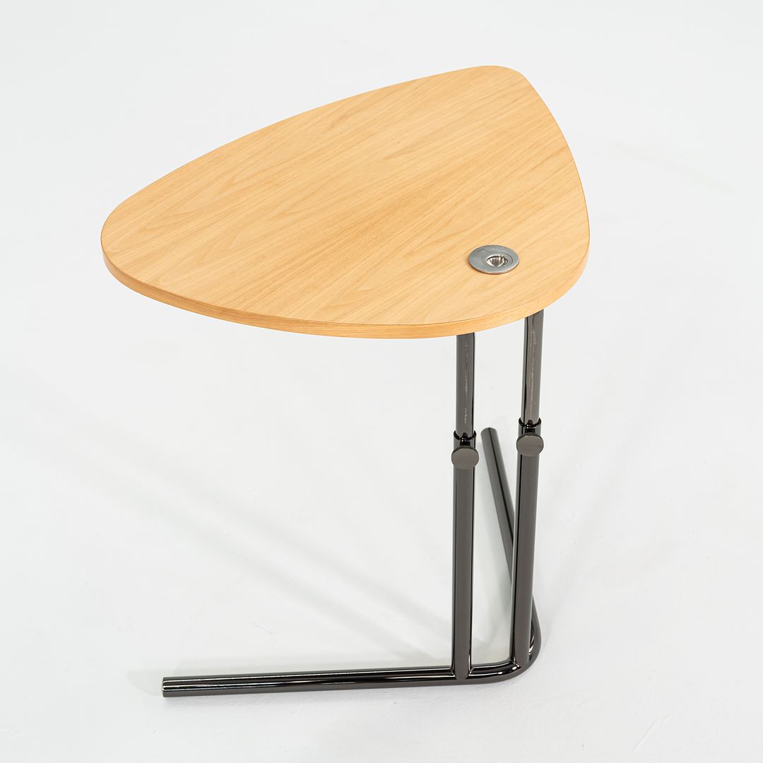 K22 Mobile Table