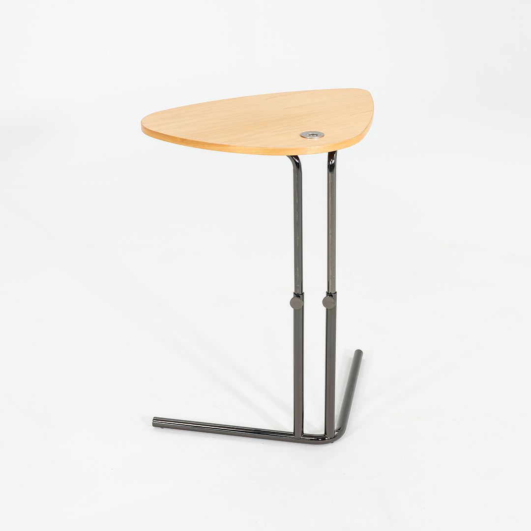 K22 Mobile Table