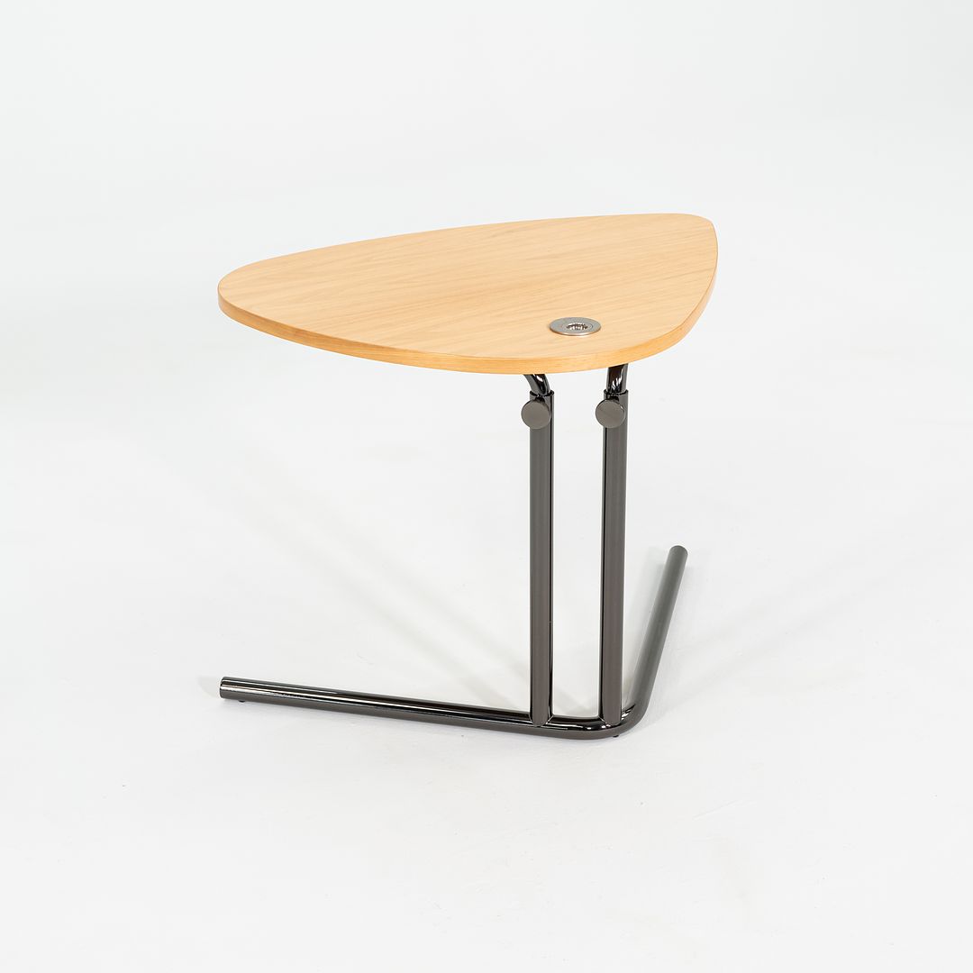 K22 Mobile Table