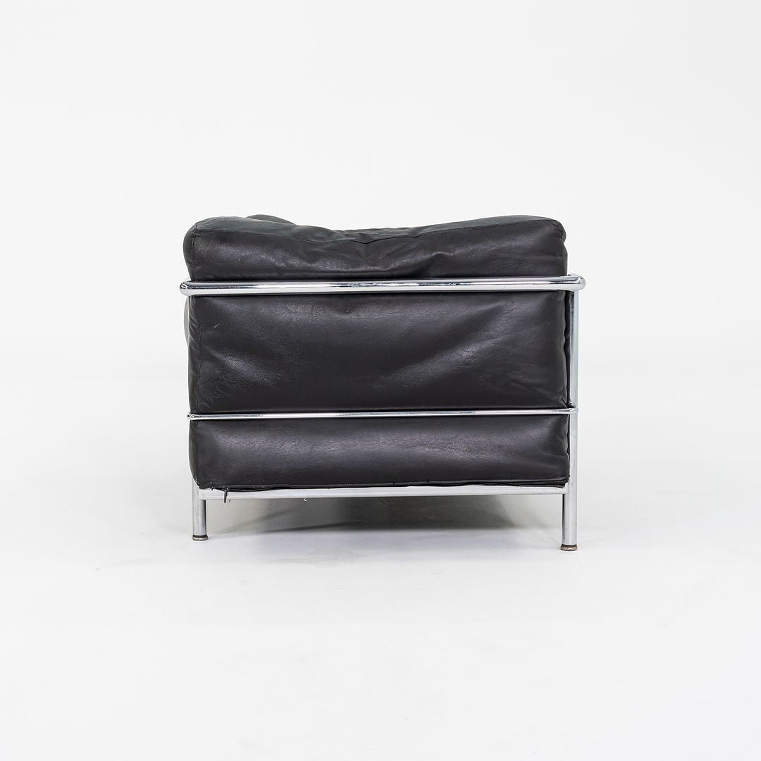 LC3 Fauteuil Grand Confort, Grand Modele by Le Corbusier, Pierre