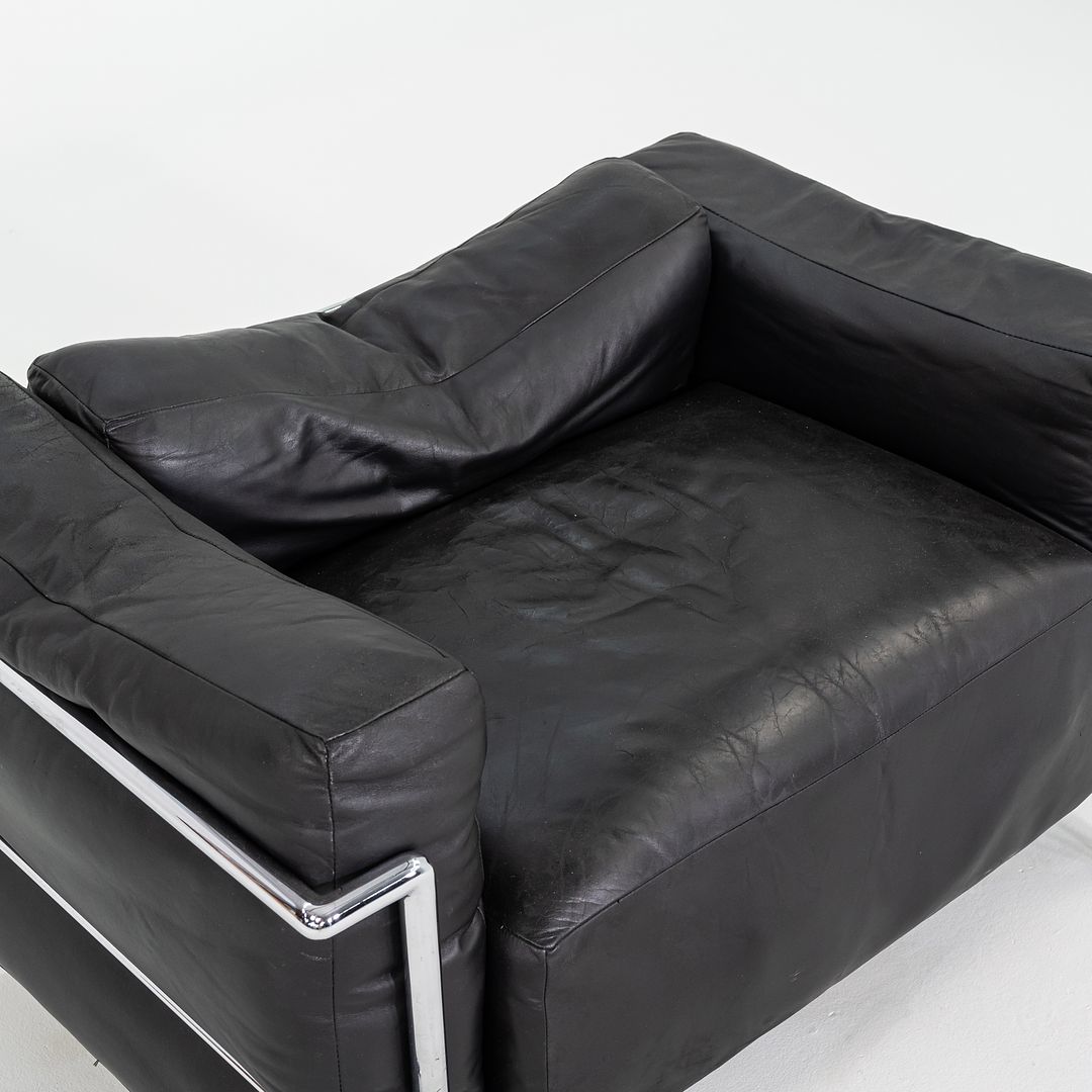 LC3 Fauteuil Grand Confort, Grand Modele by Le Corbusier, Pierre