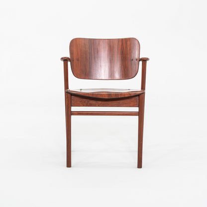 Domus Chair