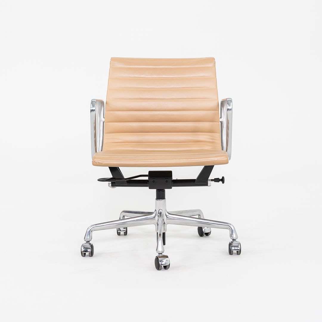 Aluminum Group Management Desk Chair, Model EA335