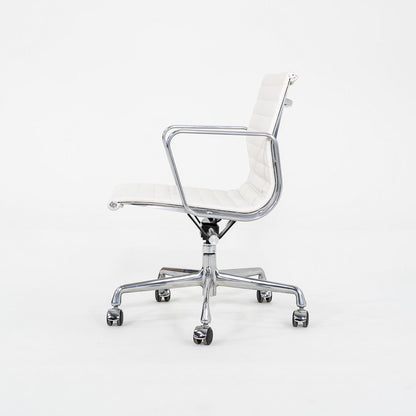 Aluminum Group Management Desk Chair, Model EA335