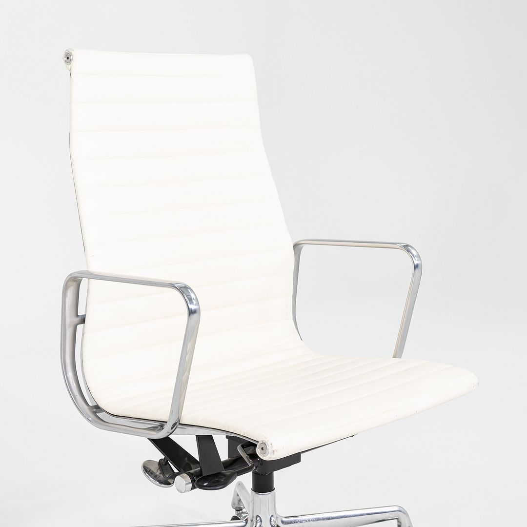 Aluminum Group Executive Desk Chair, Model EA337