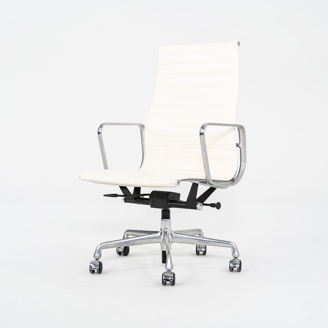 Aluminum Group Executive Desk Chair, Model EA337