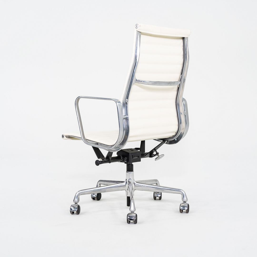 Aluminum Group Executive Desk Chair, Model EA337