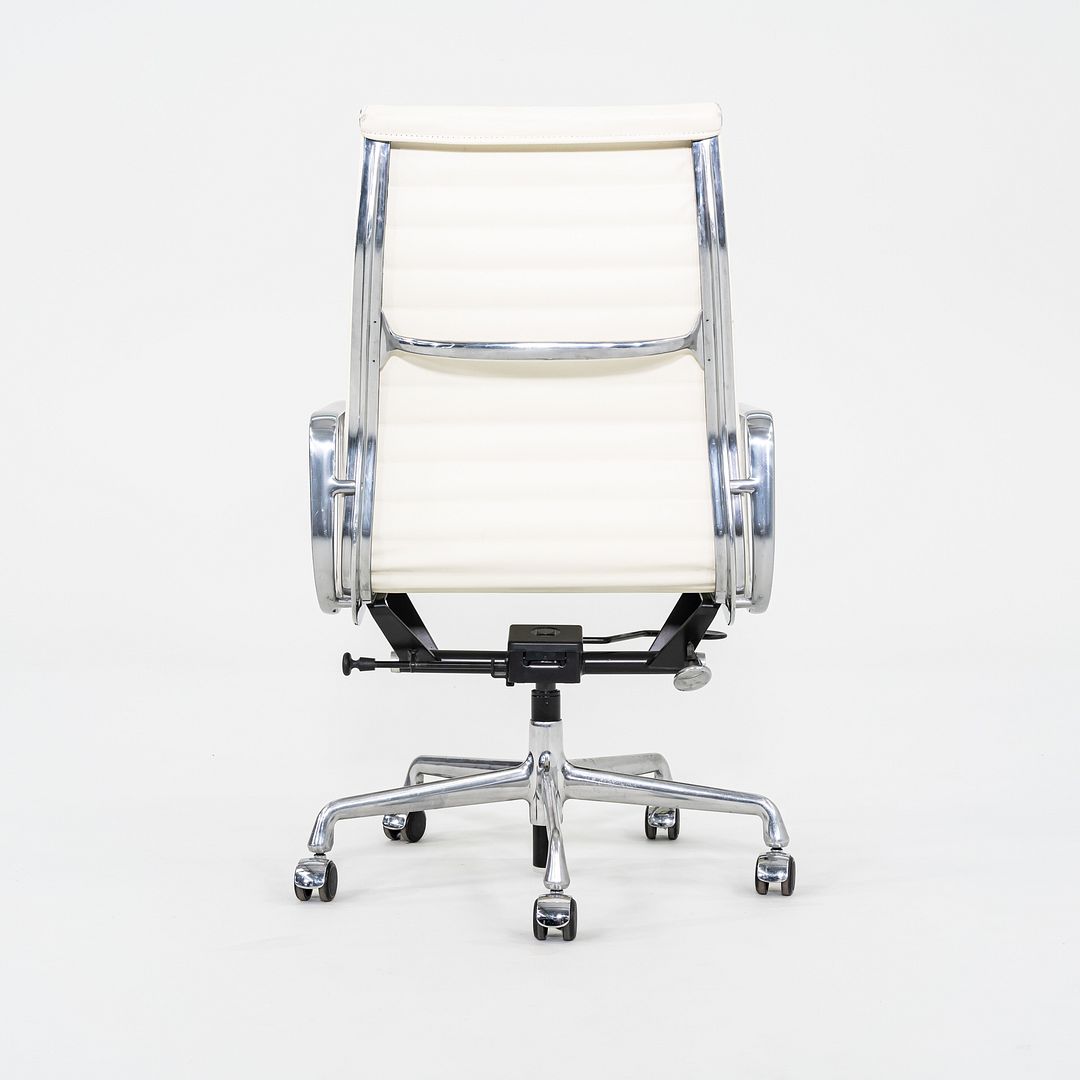 Aluminum Group Executive Desk Chair, Model EA337