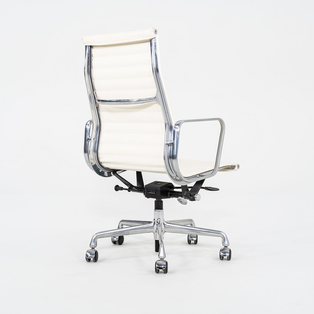 Aluminum Group Executive Desk Chair, Model EA337