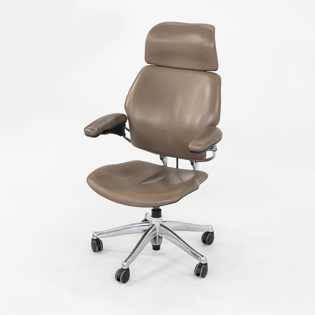 Freedom Desk Chair