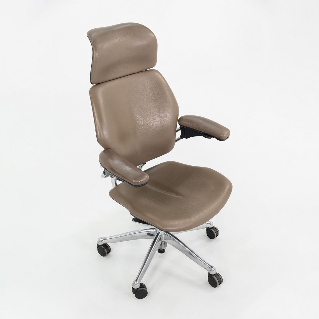 Freedom Desk Chair