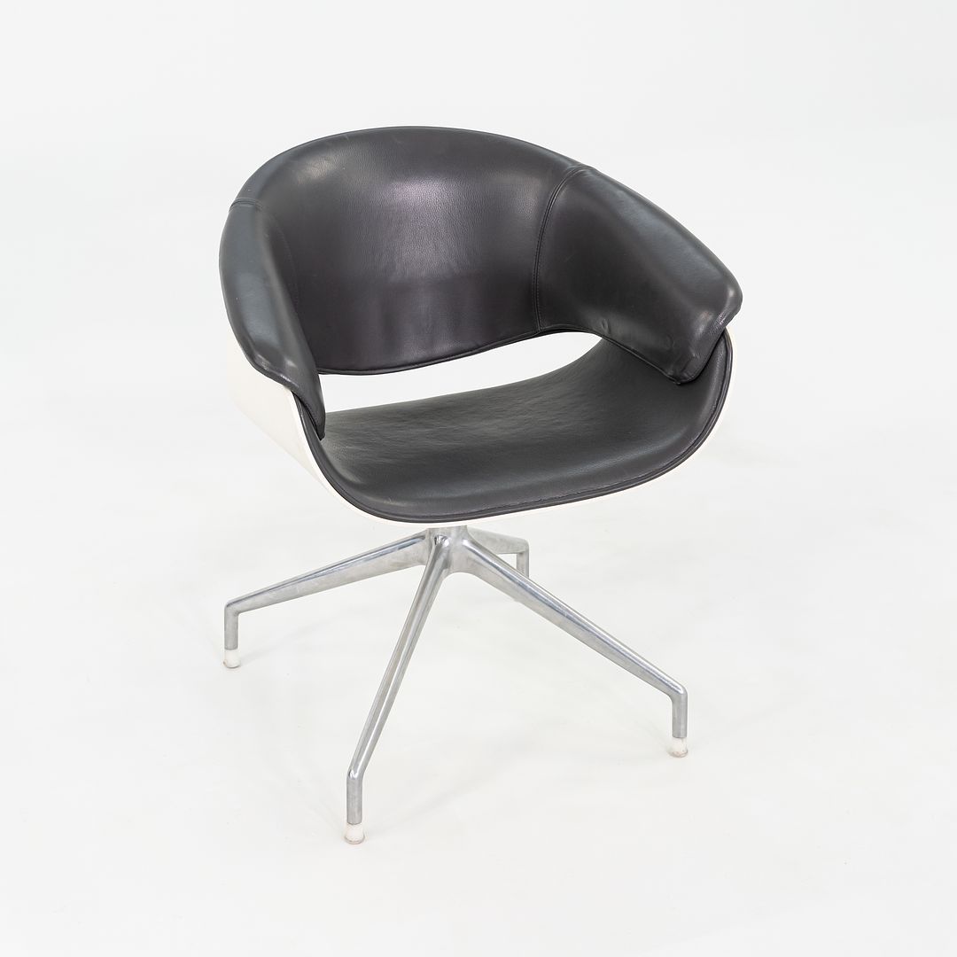 Sina Swivel Chair