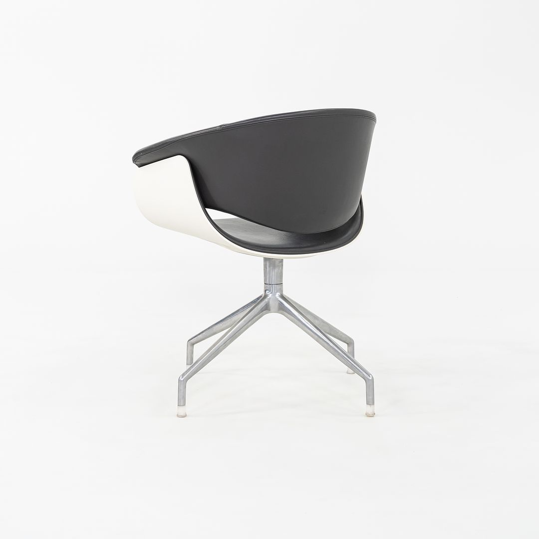 Sina Swivel Chair