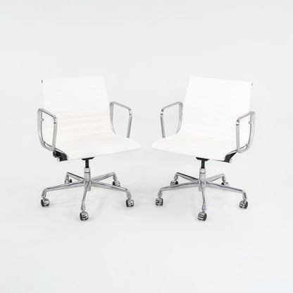 Aluminum Group Management Desk Chair, Model EA335