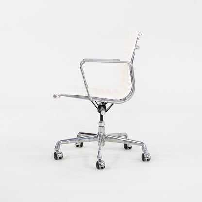 Aluminum Group Management Desk Chair, Model EA335