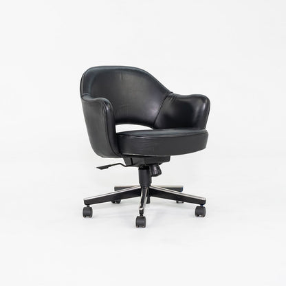 Saarinen Executive Swivel Arm Chair