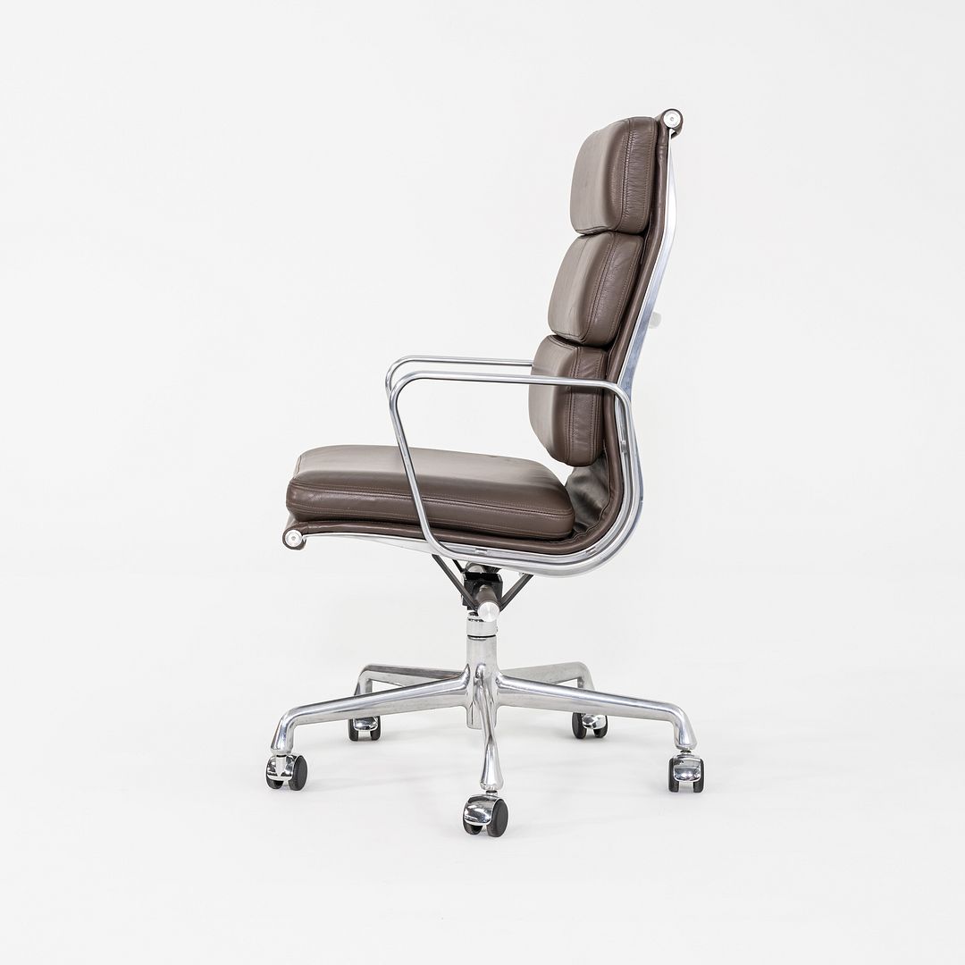 Soft Pad Executive Chair, Model EA437