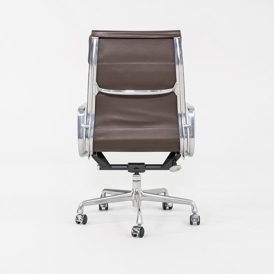 Soft Pad Executive Chair, Model EA437