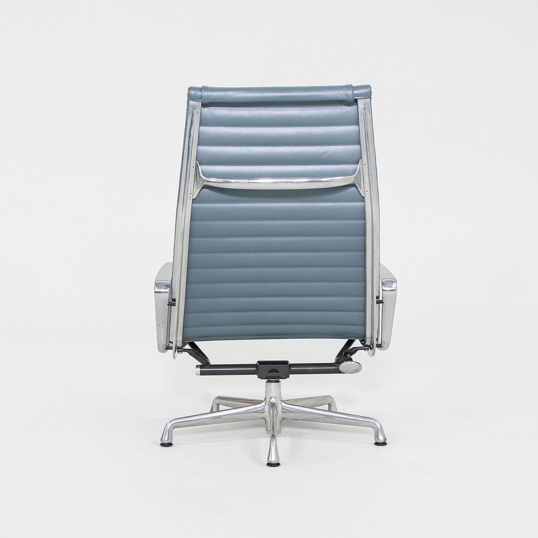 Aluminum Group Lounge Chair, Model EA338