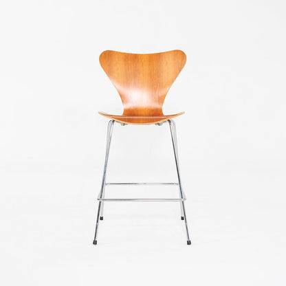 Series 7 Counter Stool