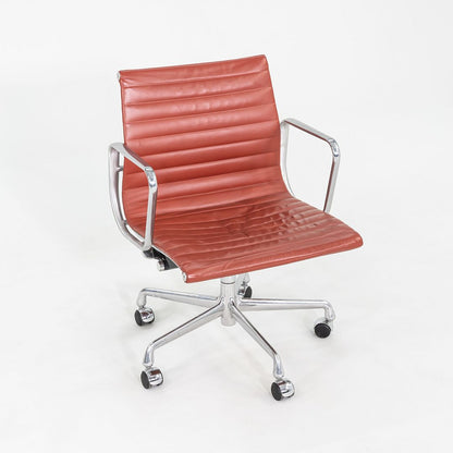 Aluminum Group Management Desk Chair, Model EA335