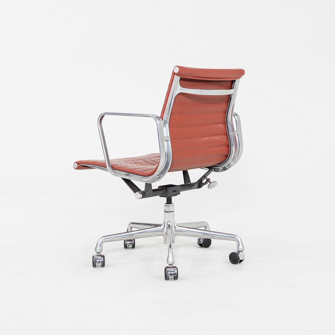 Aluminum Group Management Desk Chair, Model EA335