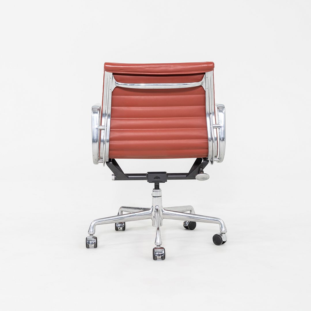 Aluminum Group Management Desk Chair, Model EA335
