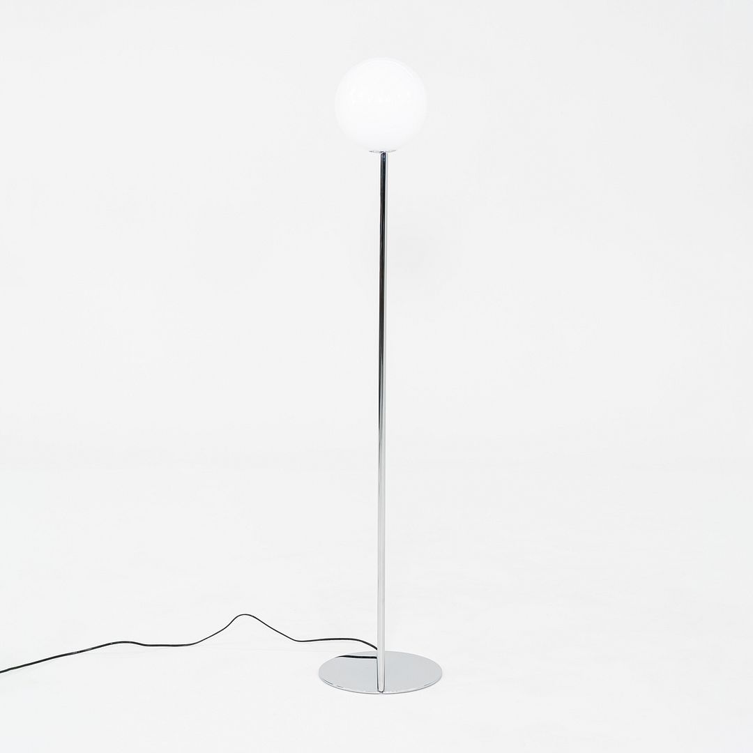 IC F1 Floor Lamp