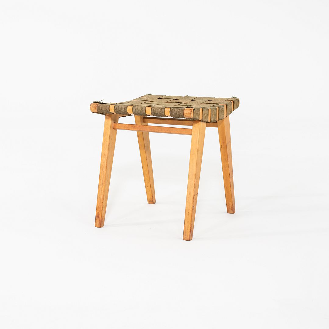 Risom Stool, Model 667-W