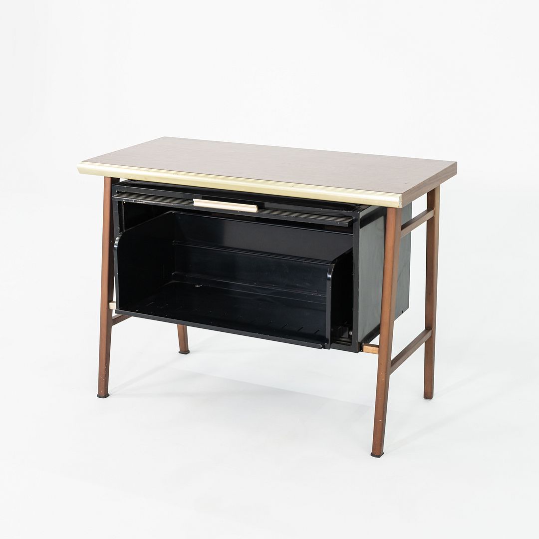 Italic Cabinet
