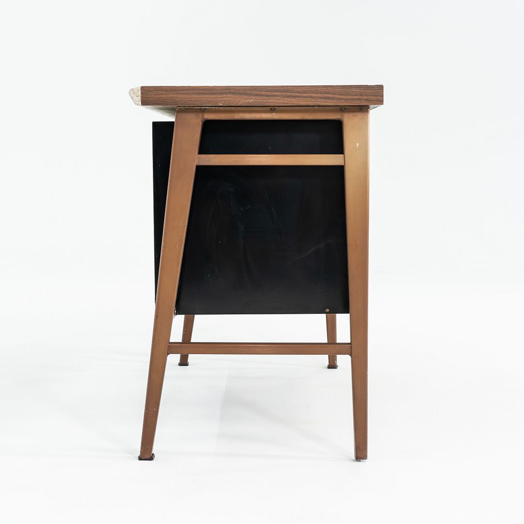Italic Cabinet