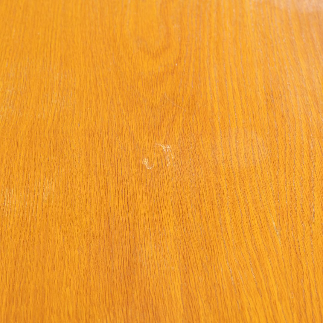 Pfister Table