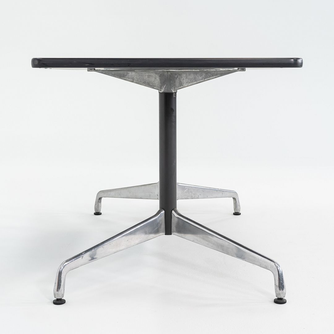 Segmented Conference Table, Model ET187