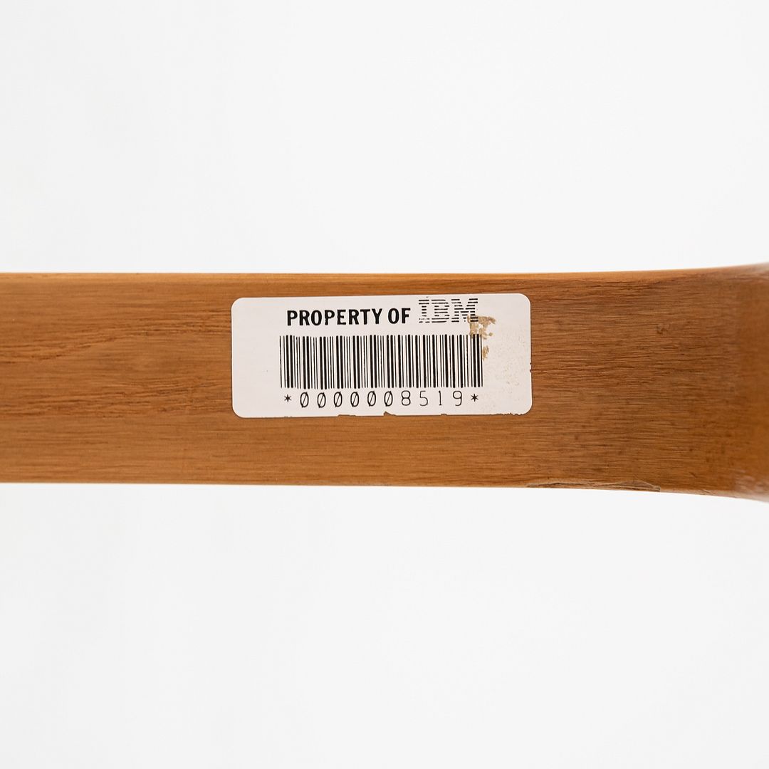 Opalen Chair