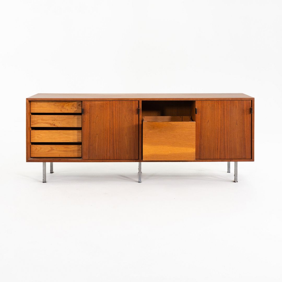 Florence Knoll 541 Credenza