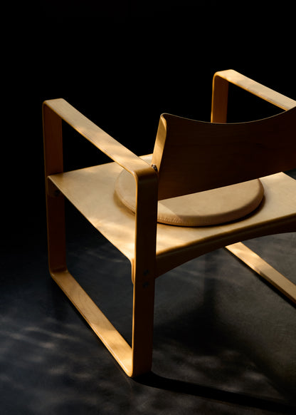 Series 270F Armchair