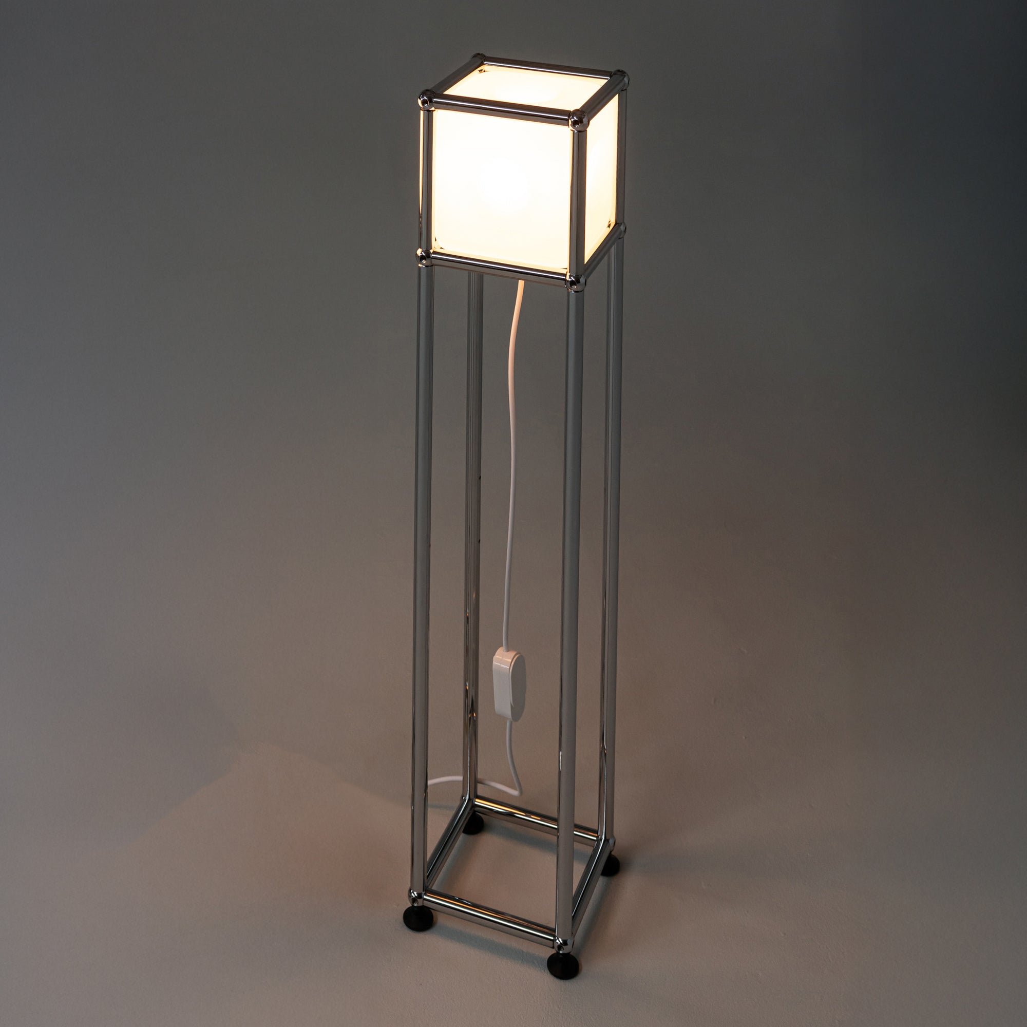 Cube One™ Floor Lamp