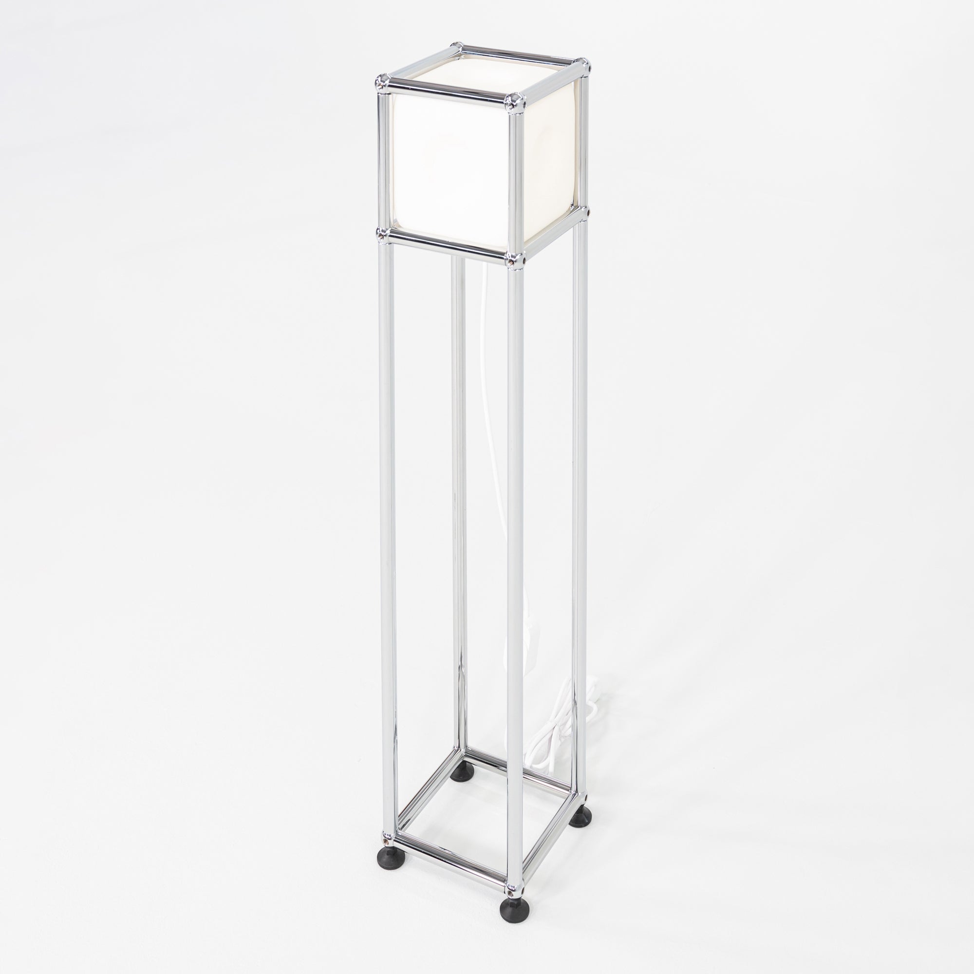 Cube One™ Floor Lamp