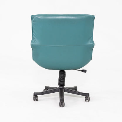 735 Desk Chair