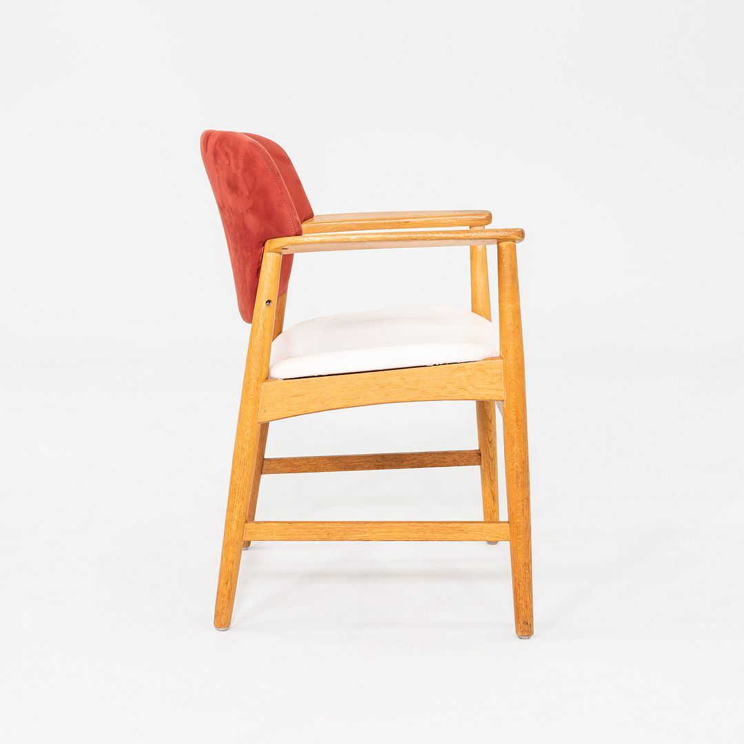 4205 Dining Arm Chair