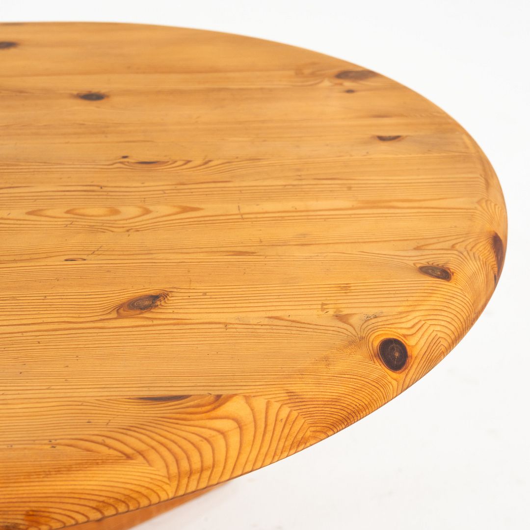 Oval Coffee Table